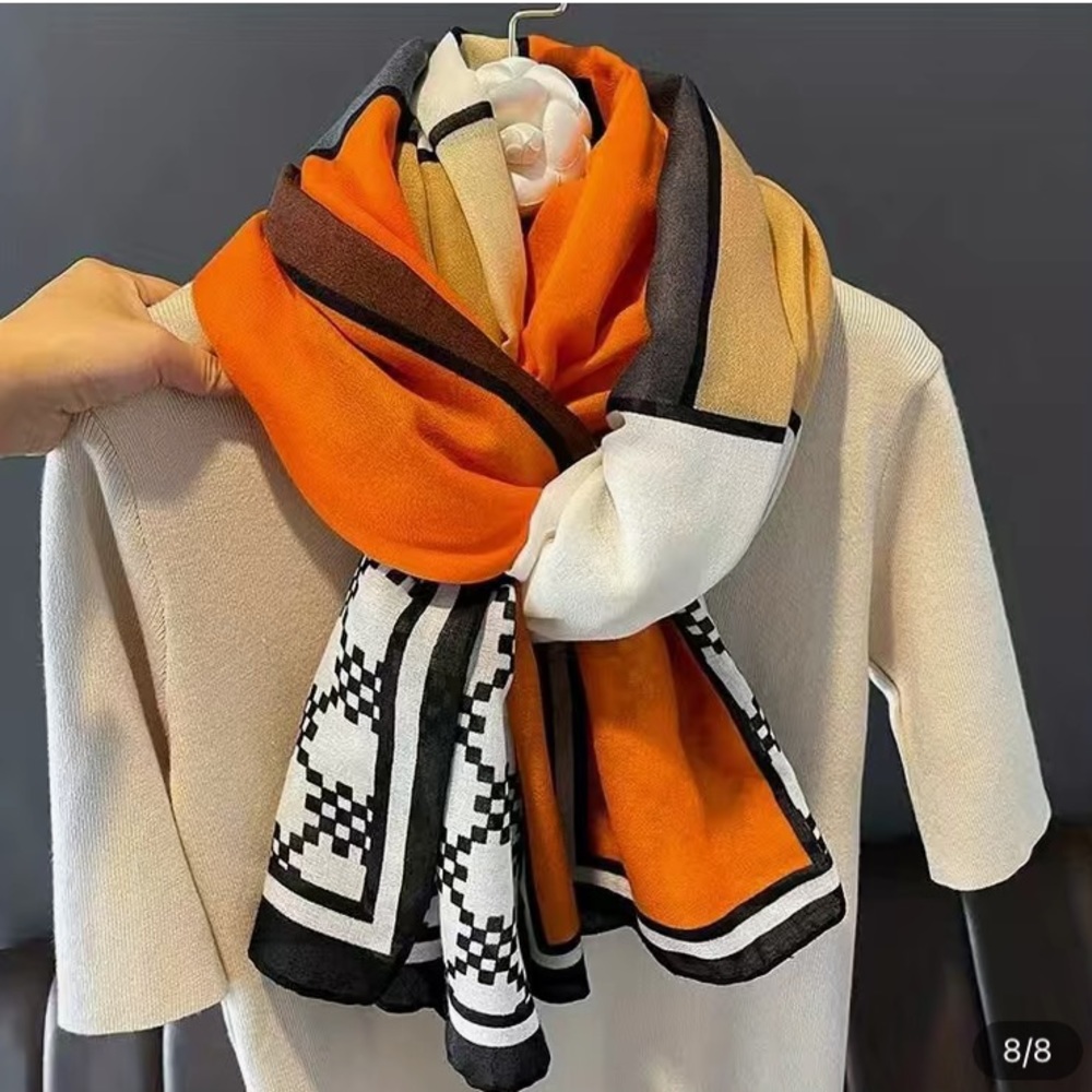 Scarf - Picture 3 of 5